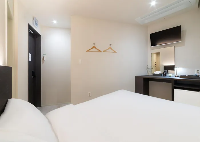 Himate Dongdaemun Aparthotel